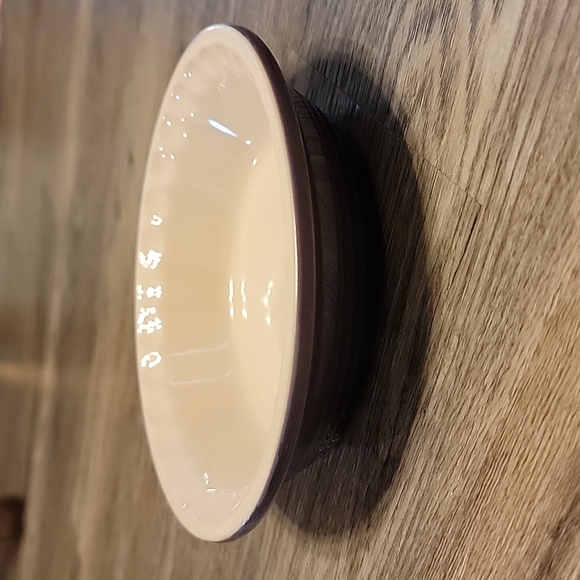 Le Creuset Cassis Set of 4 Petite Pie Dishes - Picture 4 of 13